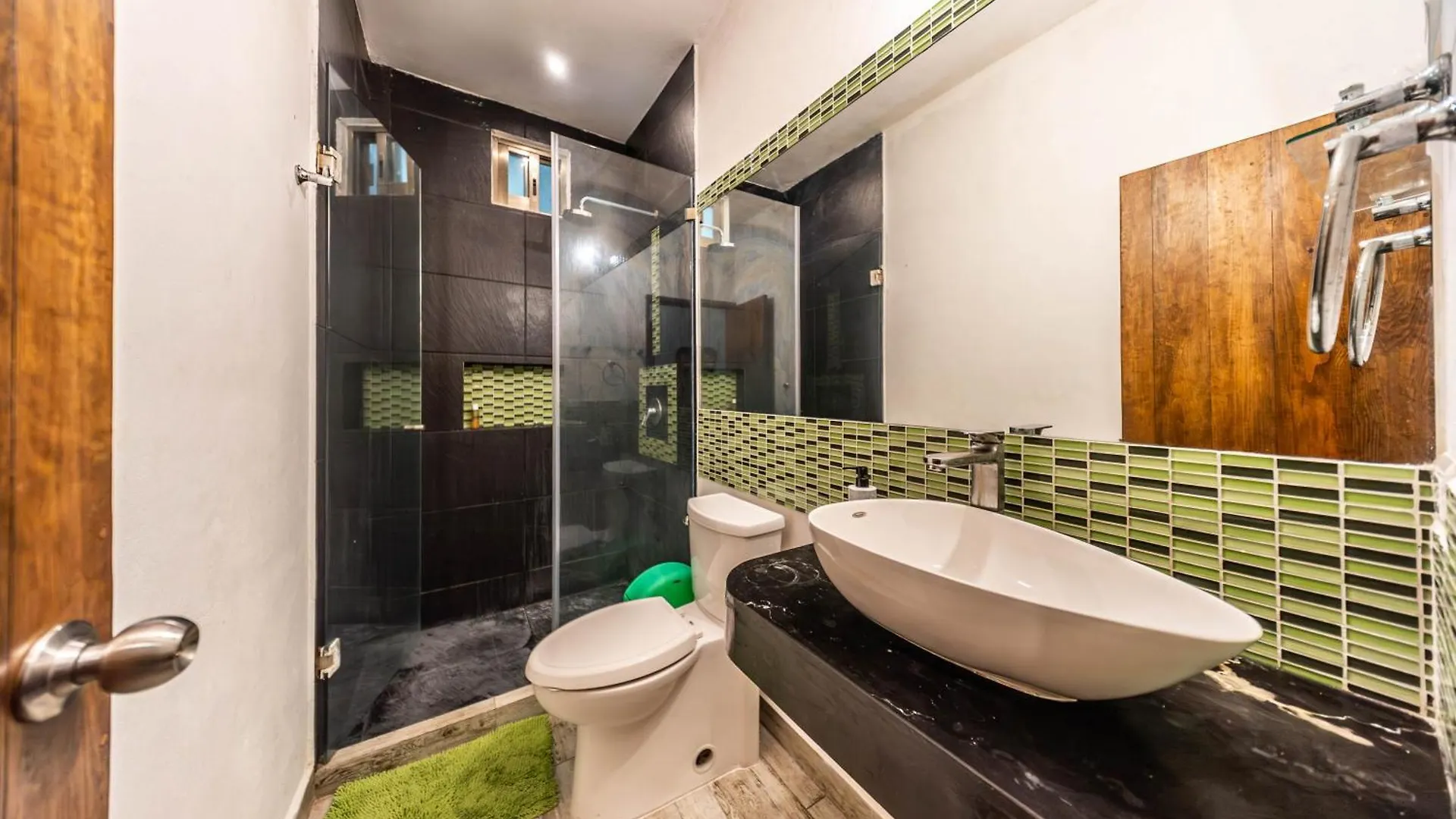 The Green Village Boutique Hotel Плая-дель-Кармен