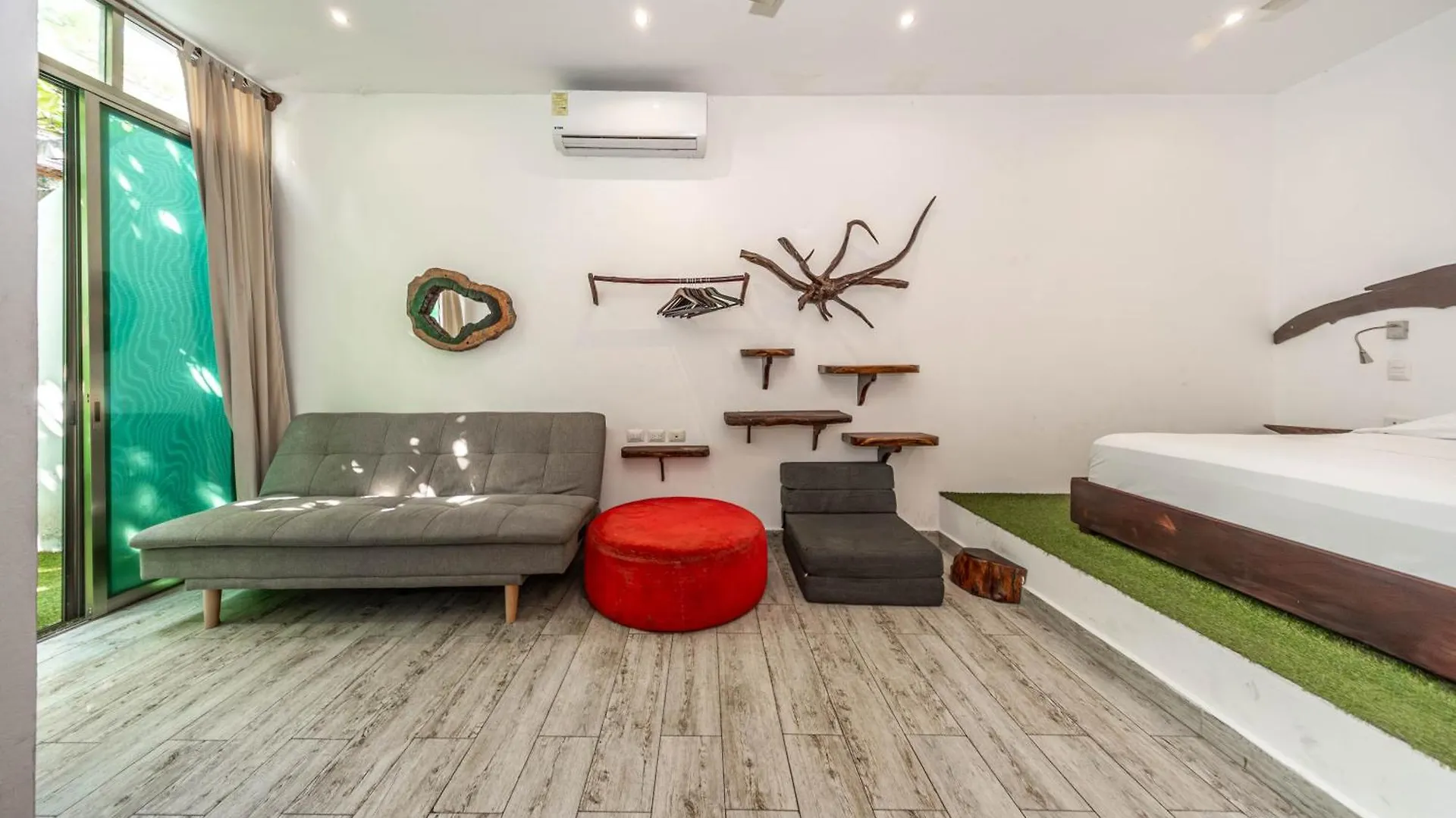 The Green Village Boutique Hotel Плая-дель-Кармен